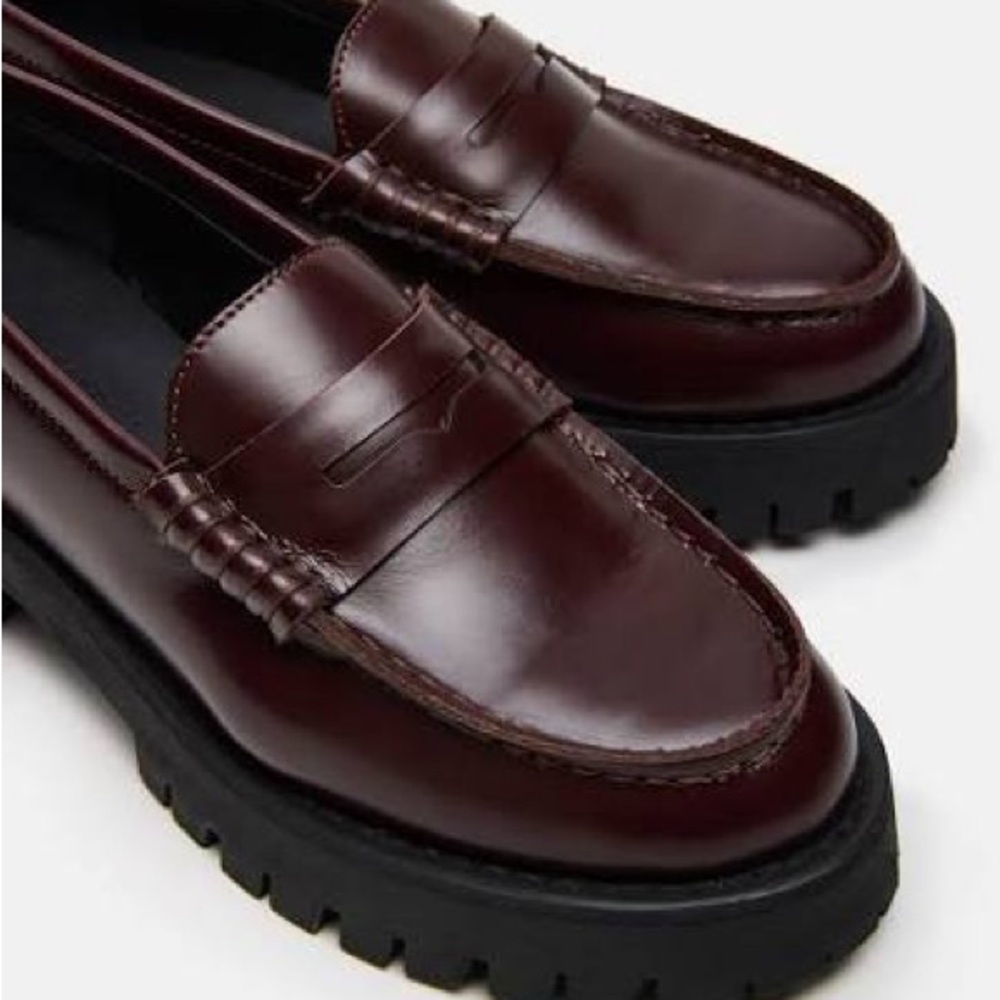 Steve Madden Langsten Burgundy Loafers